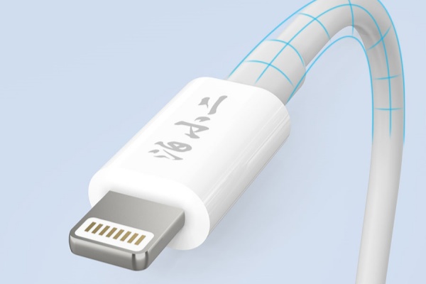 OD3.8 PET Armor Cable: Redefining the Durable Aesthetics and Extreme Speed of Data Cable 